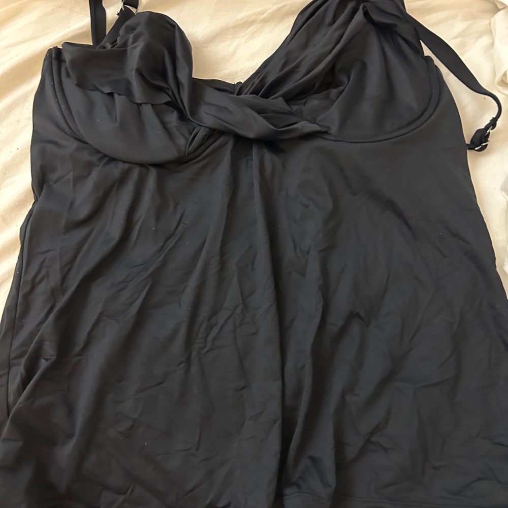 SWIM SYSTEMS Black Underwire swim Top 34DDD Large Bust Supportive Bra Style